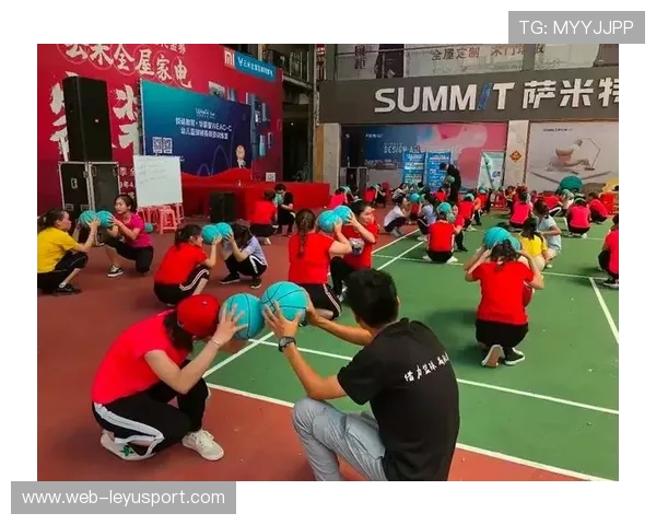 世界篮球联赛在推广中开展基层师资培训与场馆捐建项目，世界篮球协会