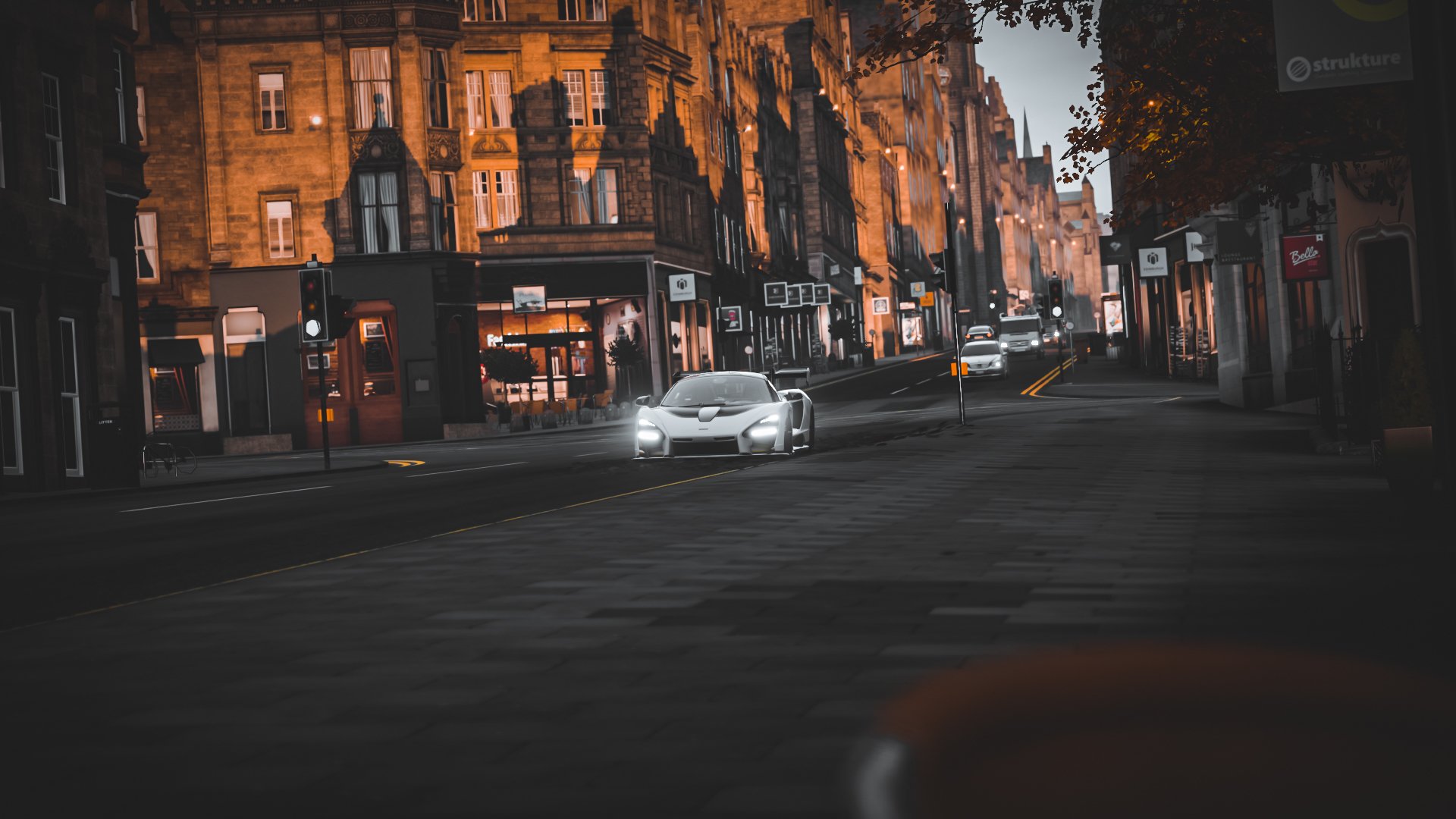 全黑队的强大防守与精准传球，使其在比赛中始终保持领先，全黑队服