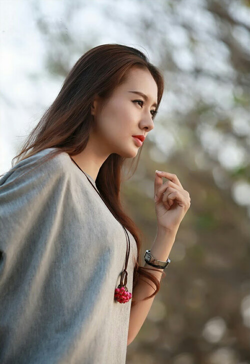 乐鱼体育app官网入口-多场比赛总进球数高达37球，攻防拉锯激烈，正式比赛进球纪录